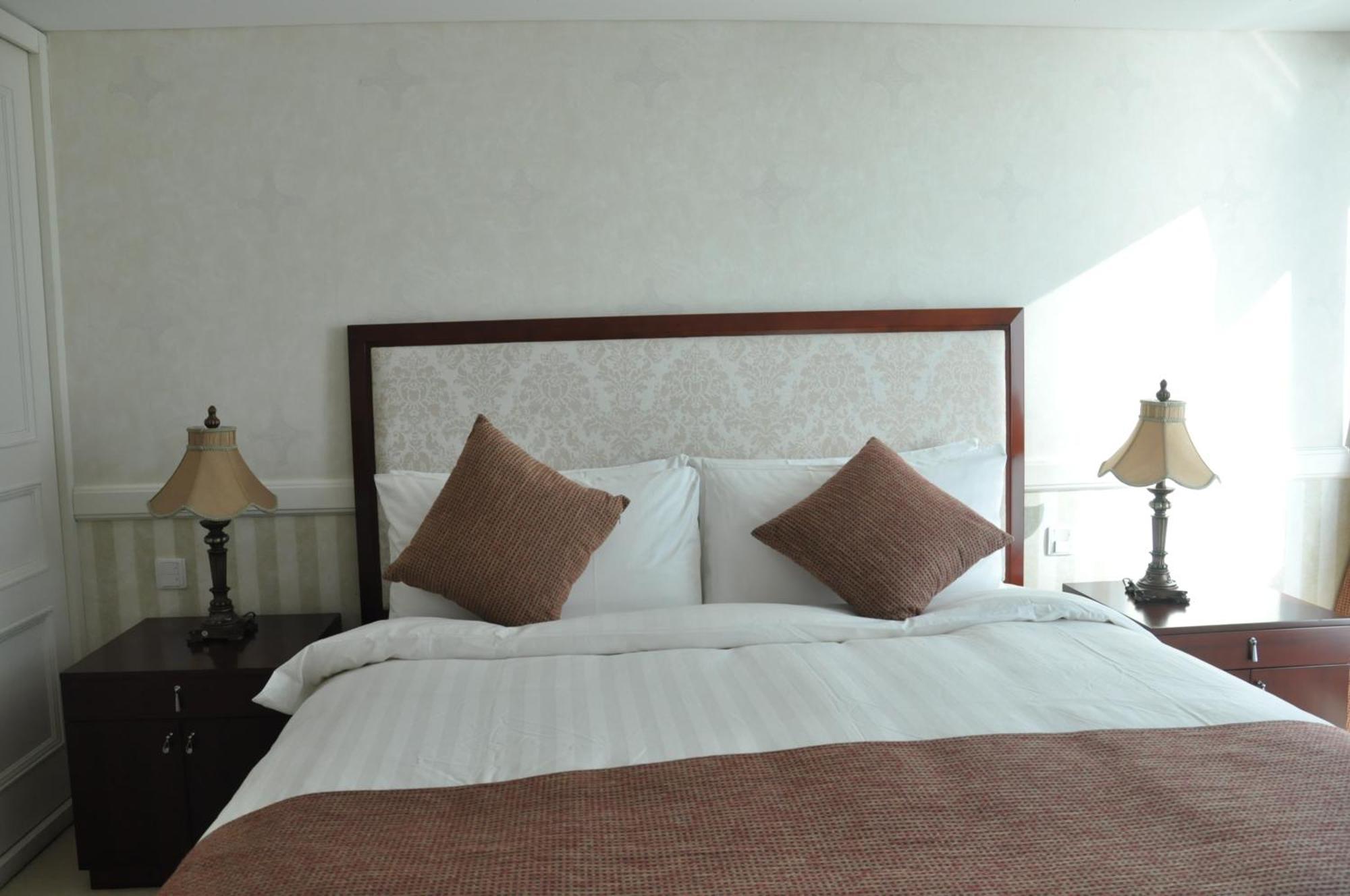 Qingdao Jinshan We+ Holiday Apartment Exterior foto